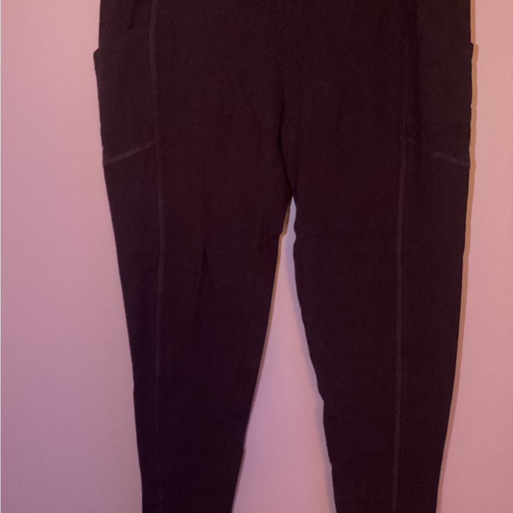 Women's maroon Pocket Leggings
